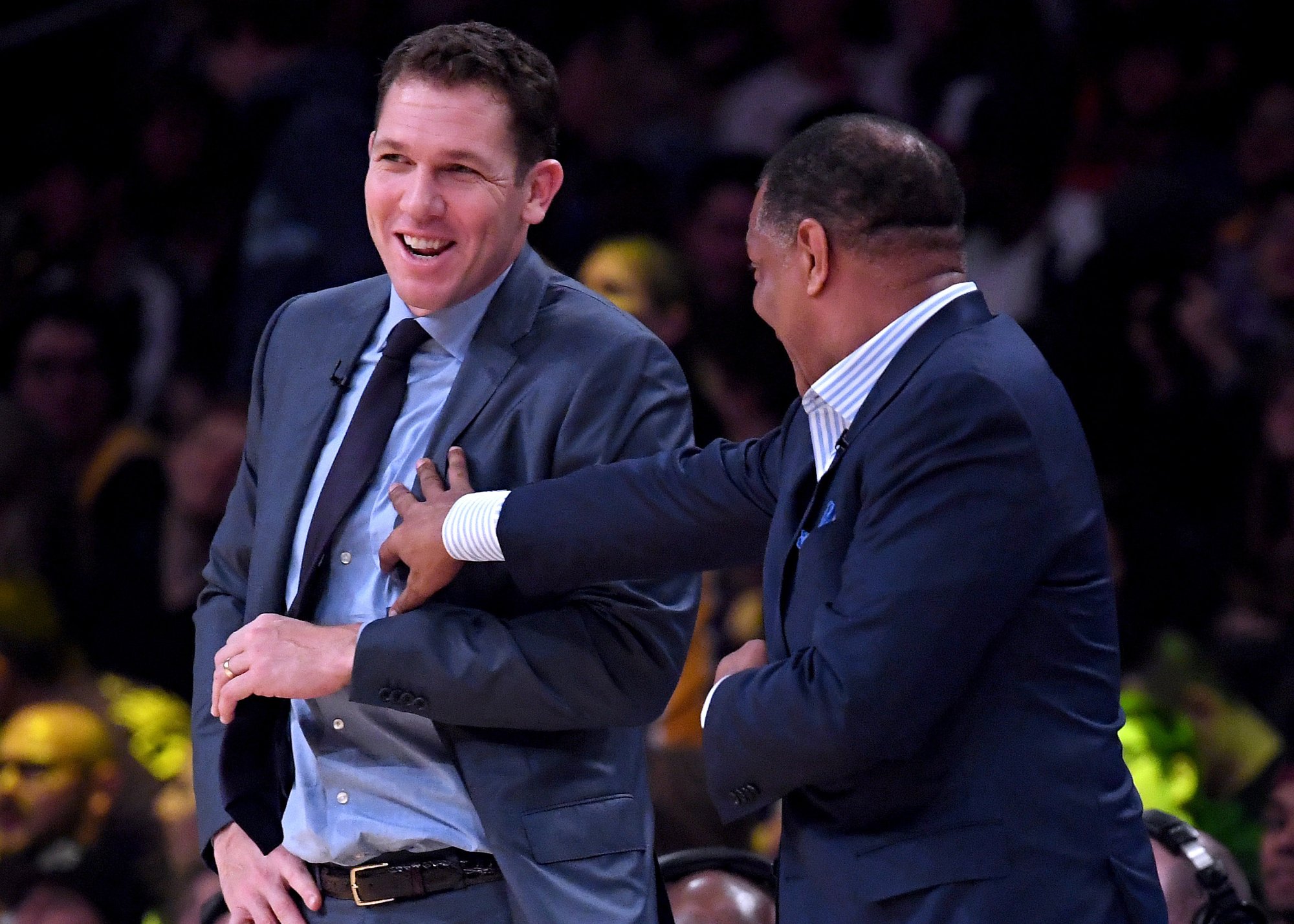 BOB体育官方包含NBA季后赛倒计时，阿斯顿维拉今晨伤情更新，细节引发关注，话题不断，纪律约束更严格的词条